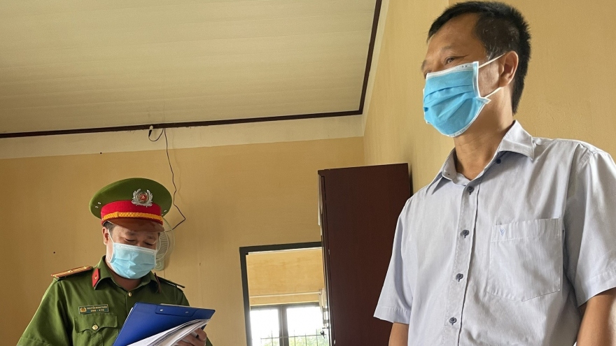 Lâm Đồng bắt tạm giam một giám đốc Trung tâm giáo dục nghề